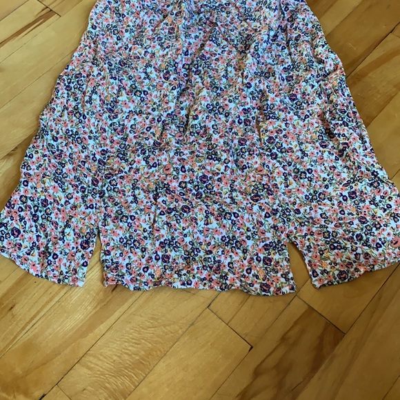 Floral mini skirt - Picture 3 of 3